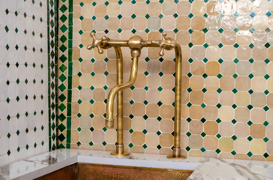 Katarina Brass patina - SOQALUX