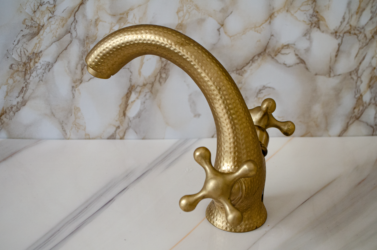 Hammered Brass Matt - SOQALUX