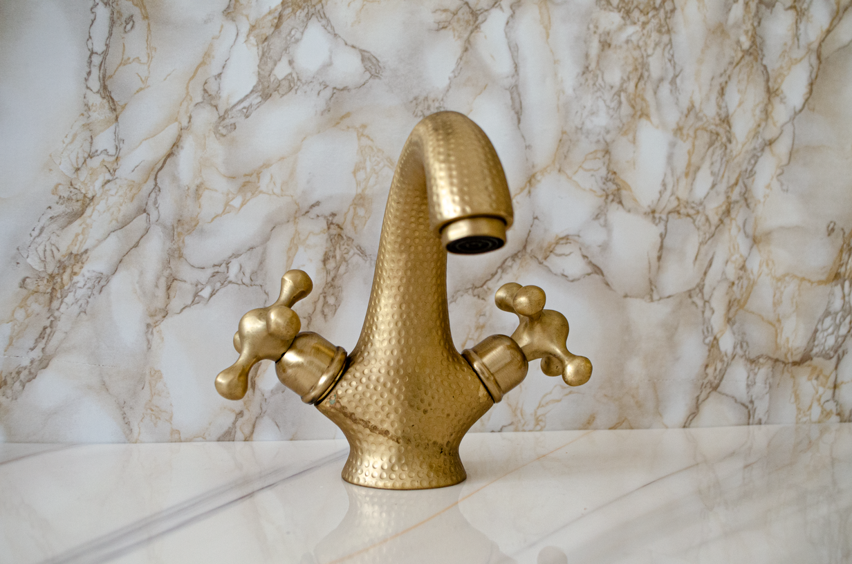 Hammered Brass Matt - SOQALUX