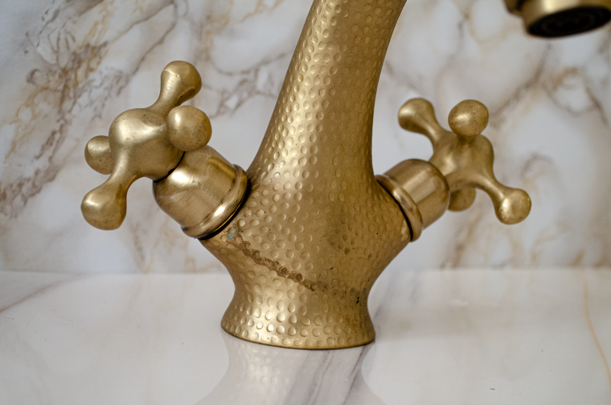 Hammered Brass Matt - SOQALUX