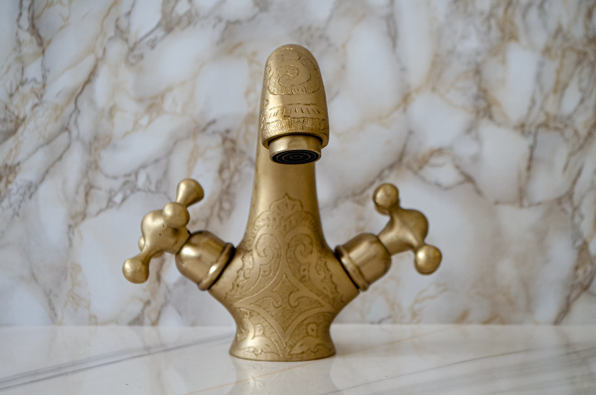 Engraved brass matt - SOQALUX