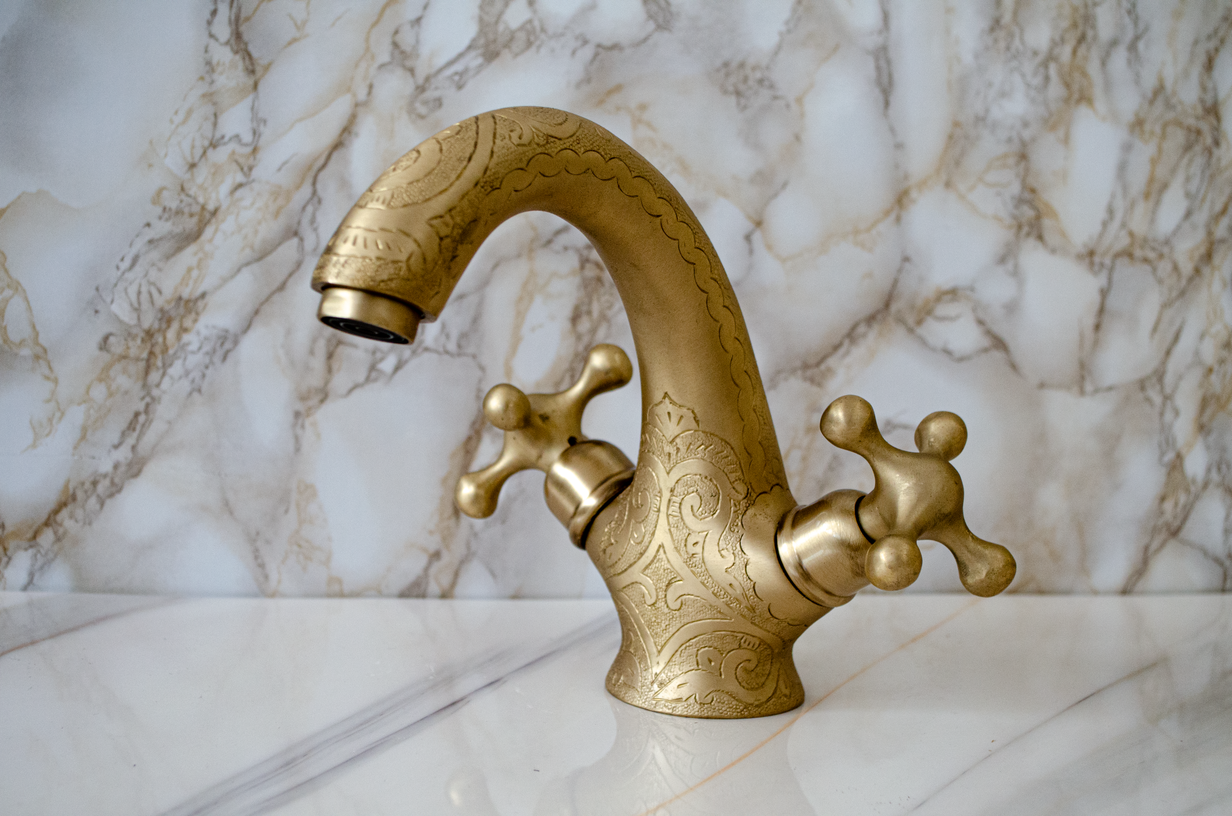 Engraved brass matt - SOQALUX