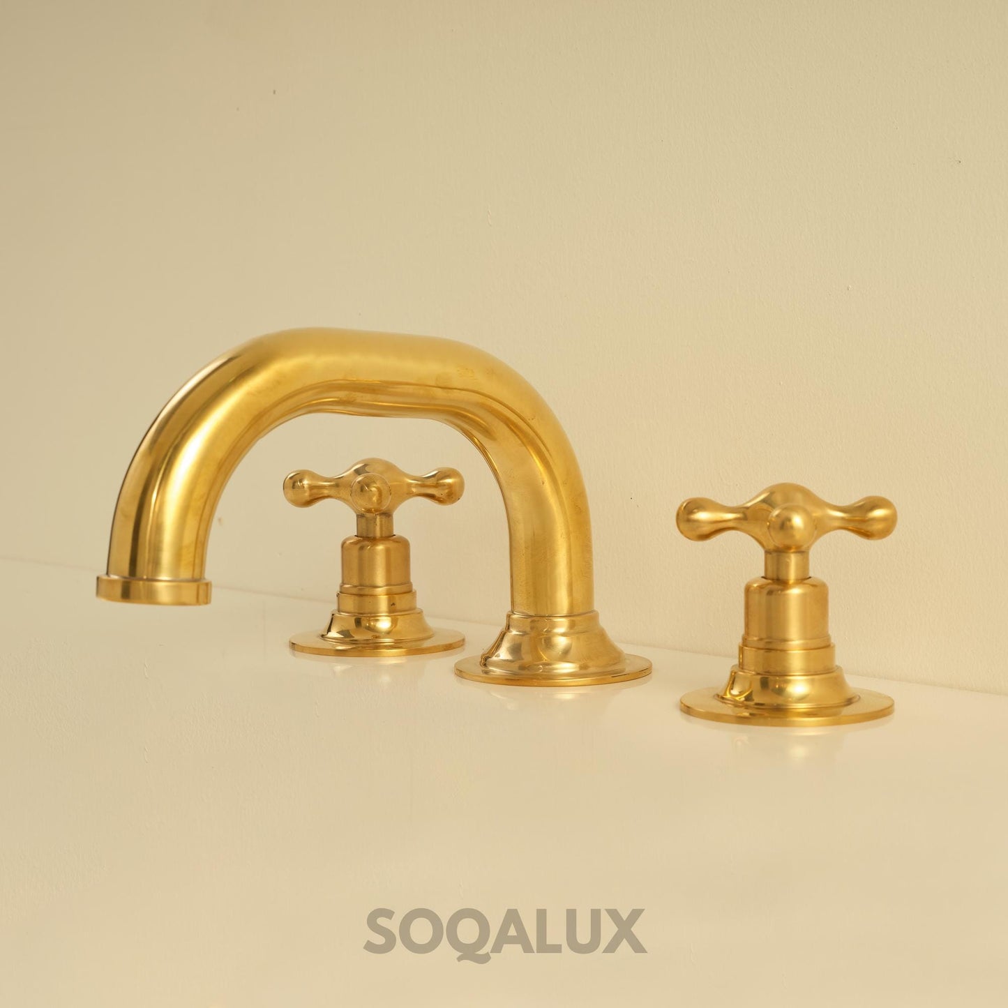 Solid Brass Bathroom Faucet, Unlacquered Gold Tap, Antique Style Gooseneck Faucet for Sink.