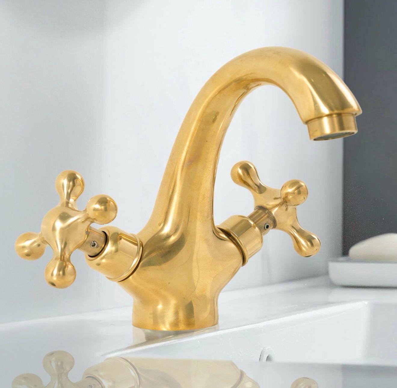 Unlacquered Brass Single-Hole Bathroom Faucet,Single hole design.