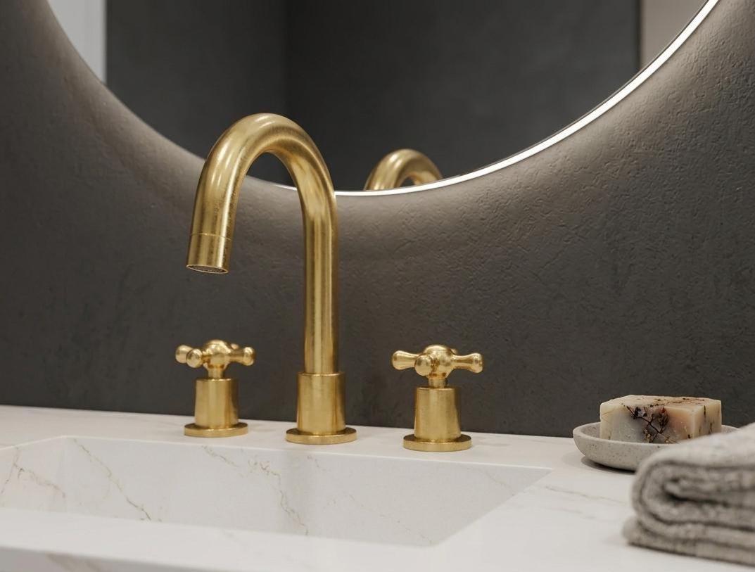 Unlacquered Solid Brass Faucet for bathroombathroom, 3-Hole Vanity Bathroom Fixture.